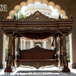 Wooden Swing Design with Classic Traditional Touch No-1834