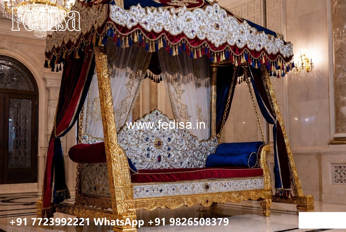 Wooden Swing Design with Royal Heritage Finishing No-3204