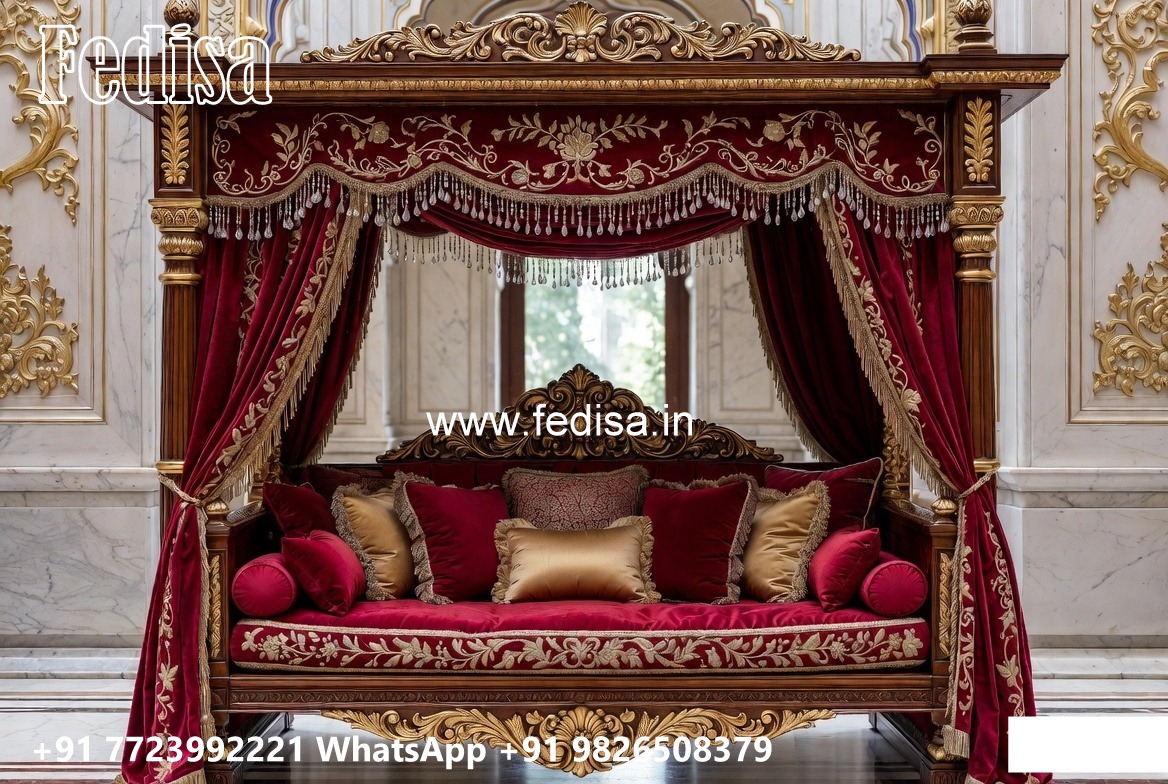 Classic Swing Design with Comfortable Cushion Arrangement No-3386