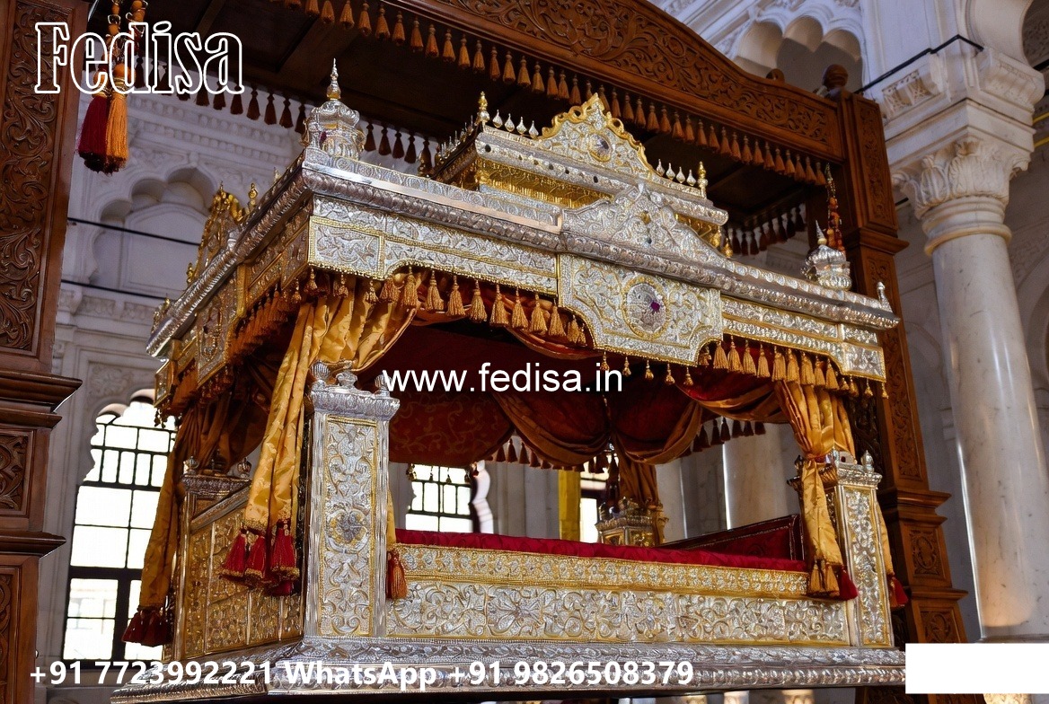 Wood Carving Swing Design with Decorative Hanging Chains No-3589