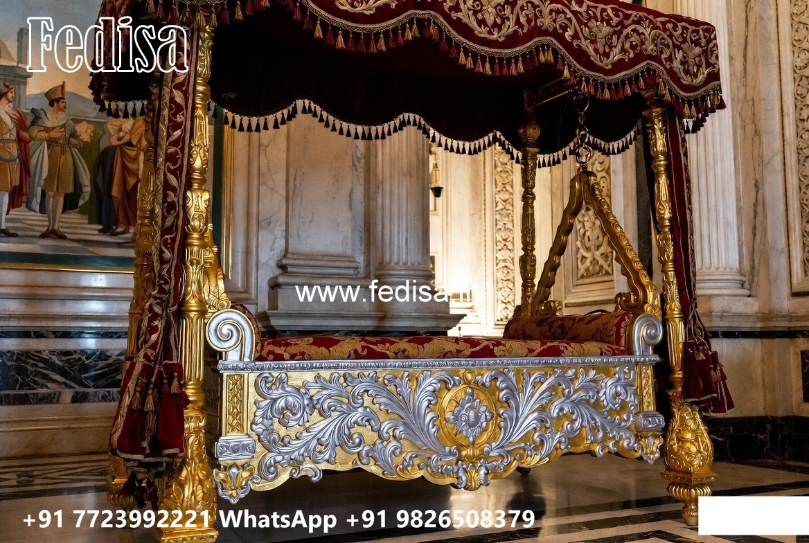 Wooden Swing Design with Artistic Wooden Patterns No-4133