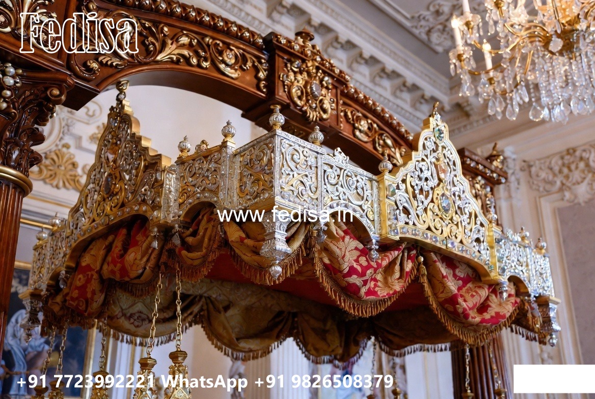 Classic Swing Design with Decorative Wooden Patterns No-4294