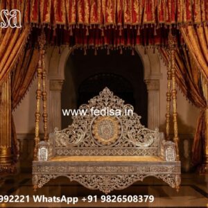 Wooden Swing Design with Rich Teak Wood Texture No-4986