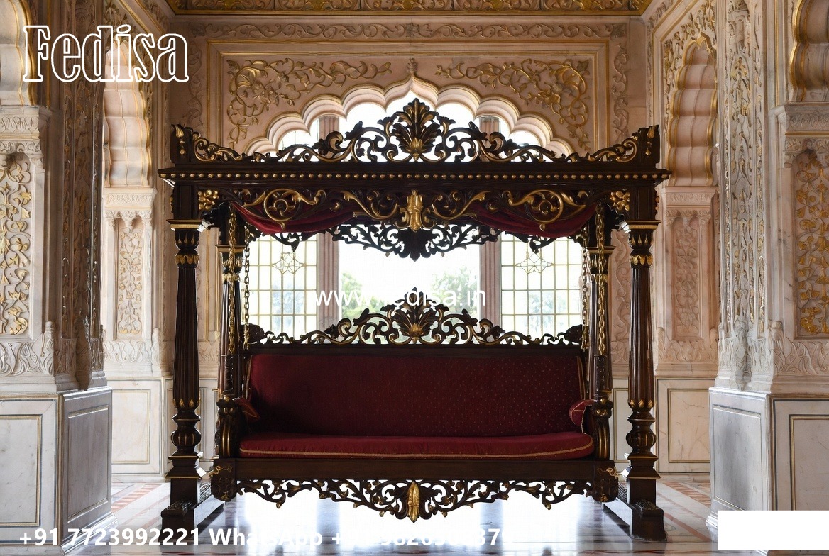 Wooden Swing Design with Royal Heritage Finishing No-5004