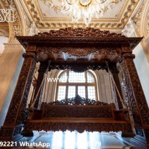Handcrafted Classic Swing Design for Traditional Homes No-5158