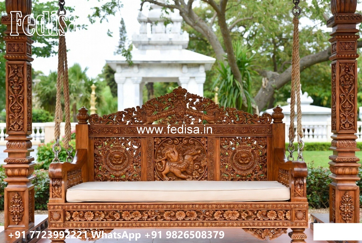 Royal Swing Design for Spacious Hall Interior Styling No-5743