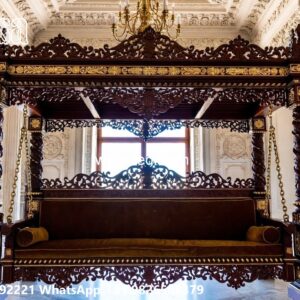 Classic Swing Design with Decorative Wooden Patterns No-6094