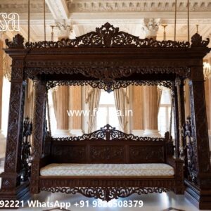 Wooden Swing Design with Rich Traditional Craftsmanship No-6385