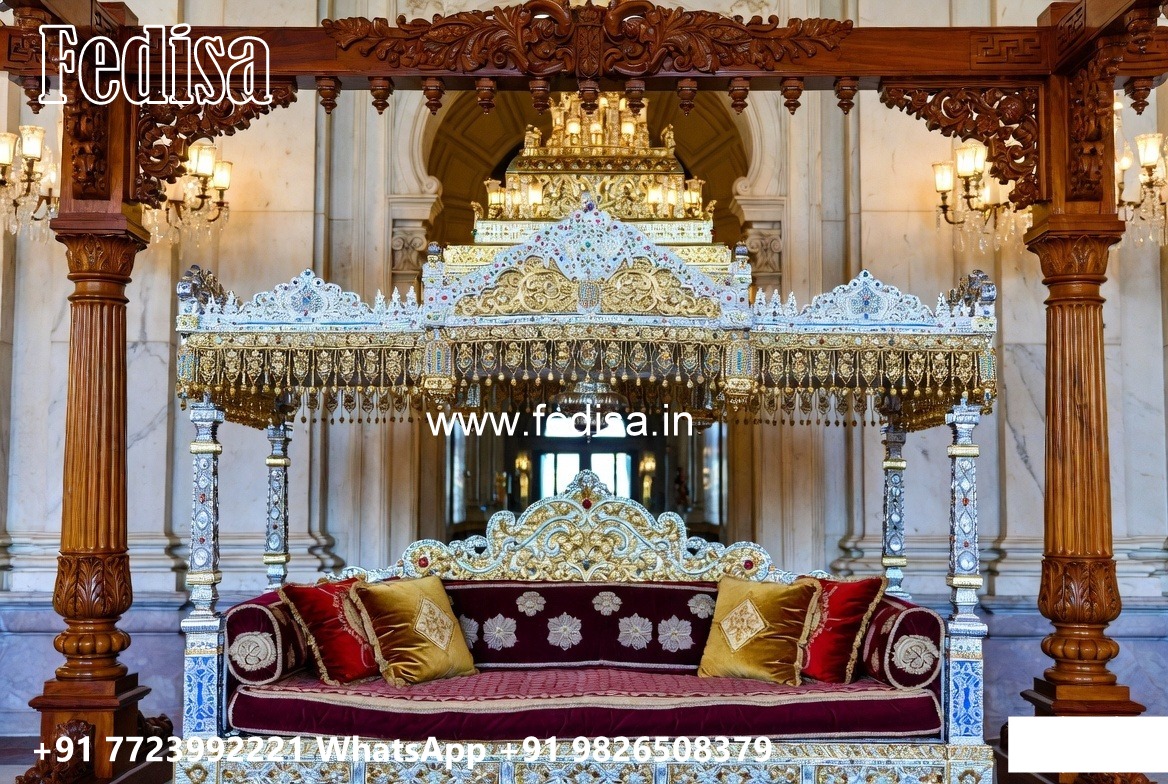 Royal Swing Design for Spacious Hall Interior Styling No-8443
