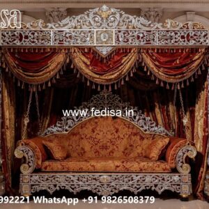 Wooden Swing Design with Rich Teak Wood Texture No-8586