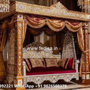 Wooden Swing Design with Rich Traditional Craftsmanship No-8635